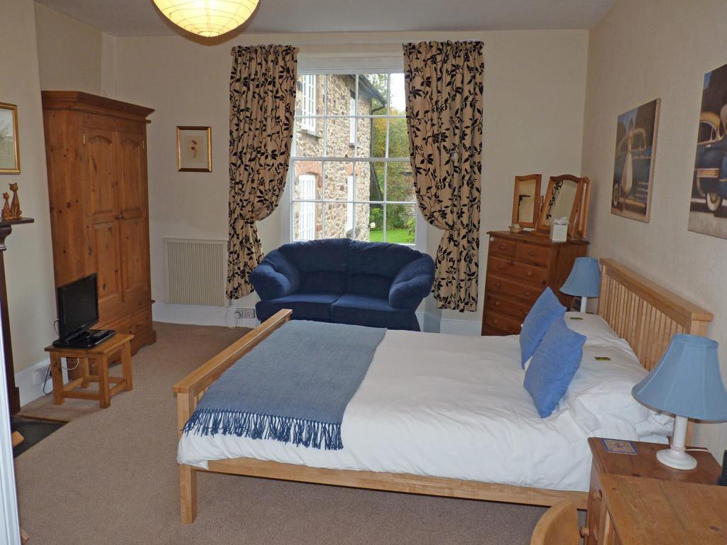 Town Mills Bed & Breakfast Dulverton Bilik gambar